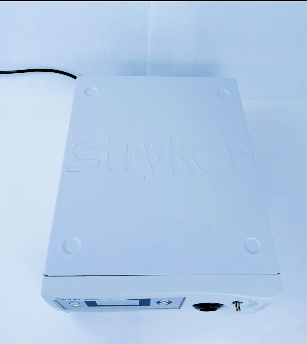 Used STRYKER X8000 - Image 6