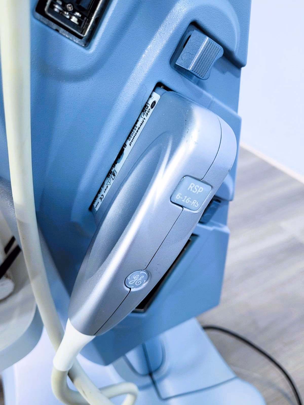 Used - Good GE Voluson i - Image 9