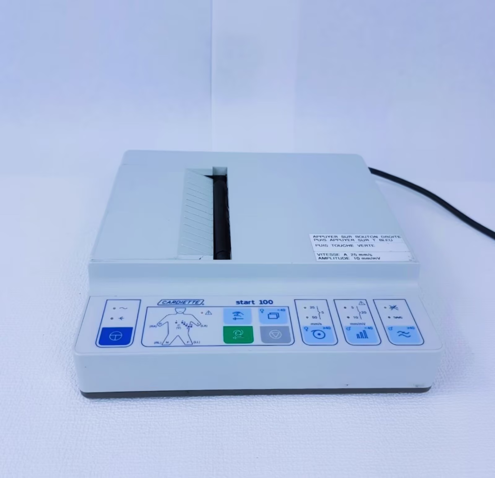 CARDIETTE Start 100 Electrocardiograph / ECG Machine
