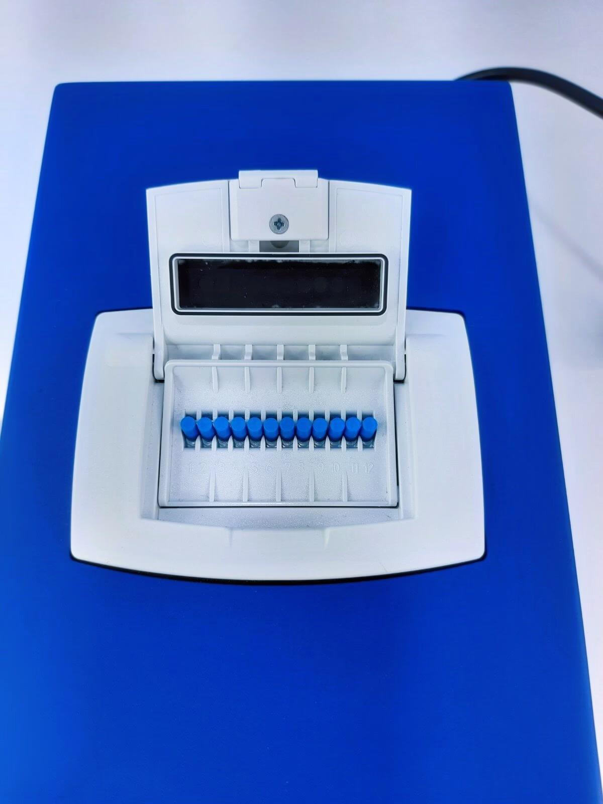 Used - Like New SPARTAN BIOSCIENCE DX-12 - Image 9