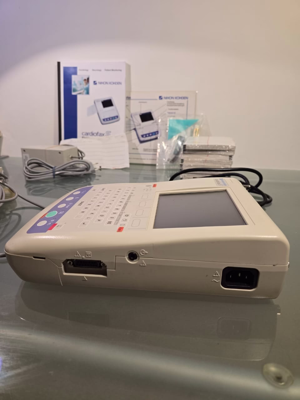 Used - Good NIHON KOHDEN Cardiofax S - Image 12