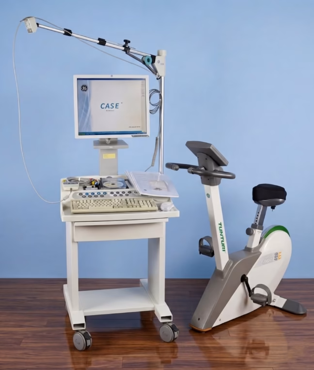 GE CASE P2 Series TUNTURI E460 Stress test station with veloergometer
